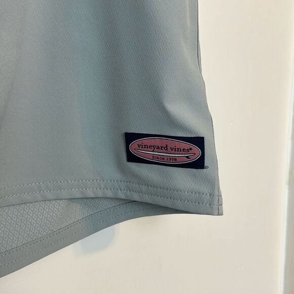 Vineyard Vines Solid Stretch Board Shorts 38 NWT - Picture 2 of 5